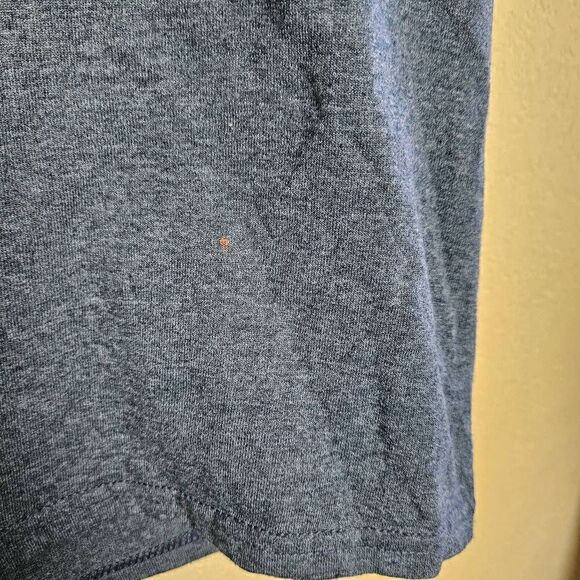 LeBron James T-shirt  - Picture 7 of 8